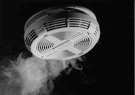 heat-and-smoke-detector-90581_thumb.jpg